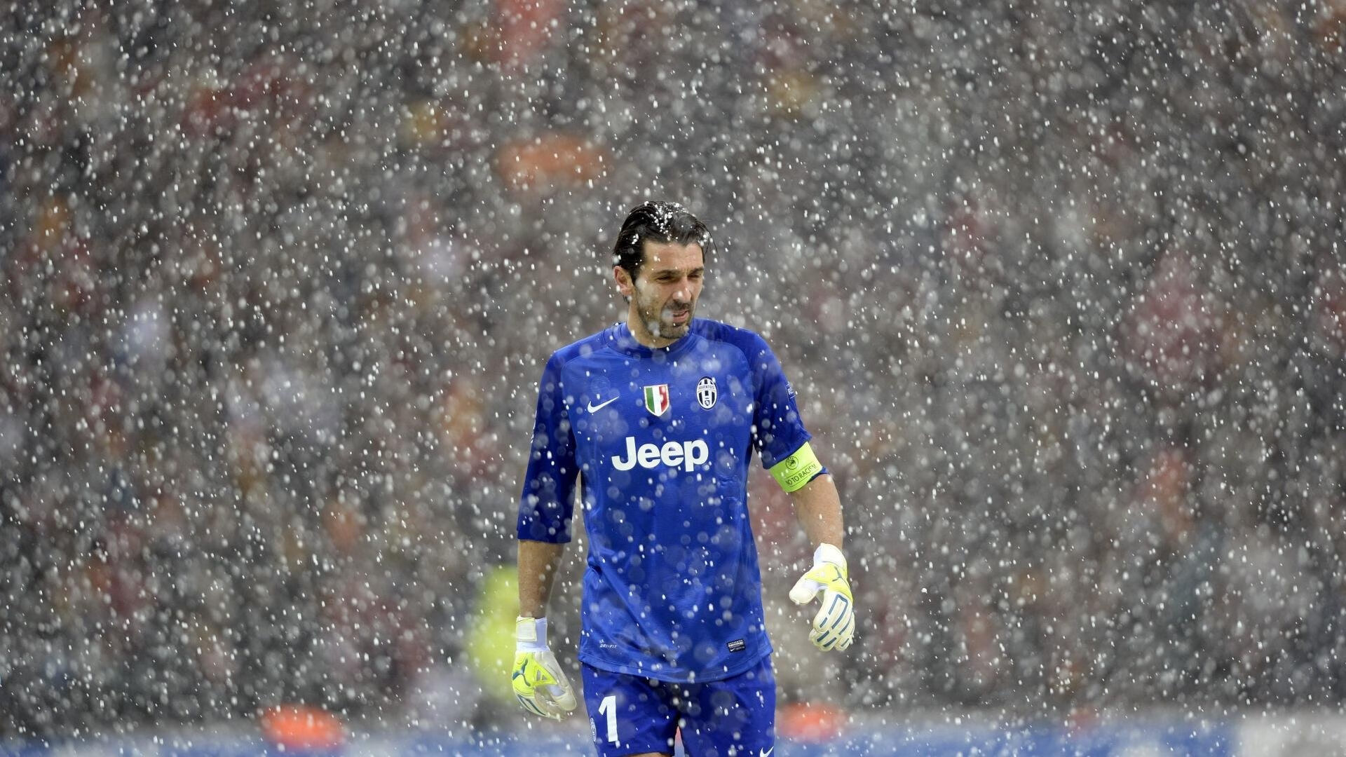 開云電競app-“西甲強隊新戰(zhàn)術(shù)：場面更加激烈精彩”，西甲強度