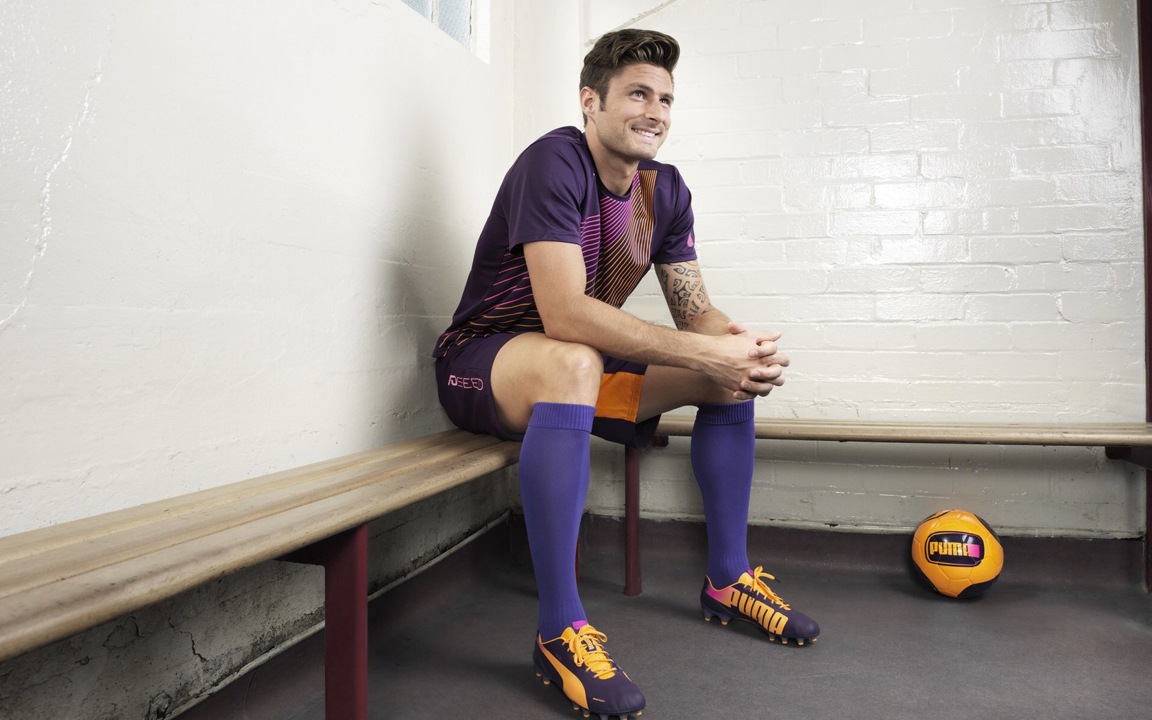 KAIYUN 中國(guó)大陸-【經(jīng)典瞬間】馬克·塞爾比的極限防守回放，馬克塞爾比冠軍一覽